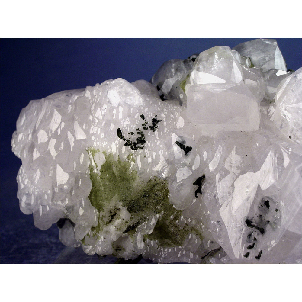 Calcite, Quartz from Xianghuapu Mine, Hunan Province, China